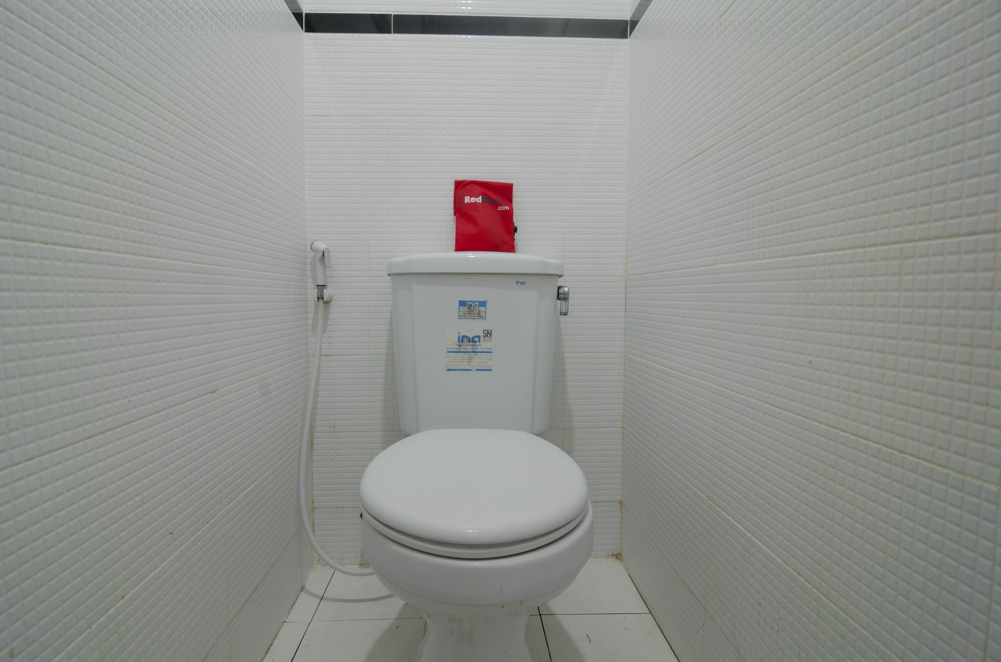Hotel Reddoorz Near Lawang Sewu Semarang Esterno foto